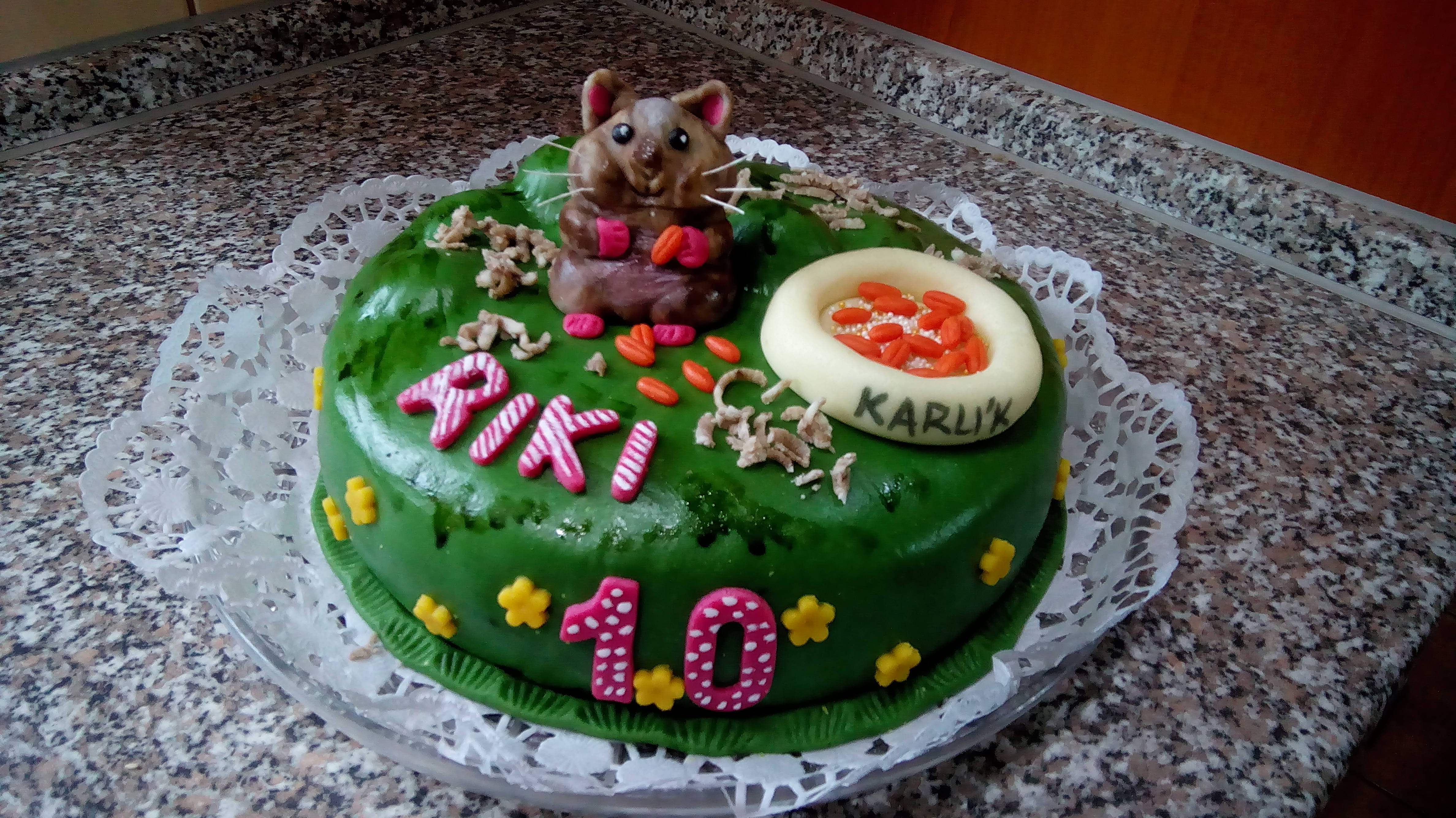 kulatý s křečkem